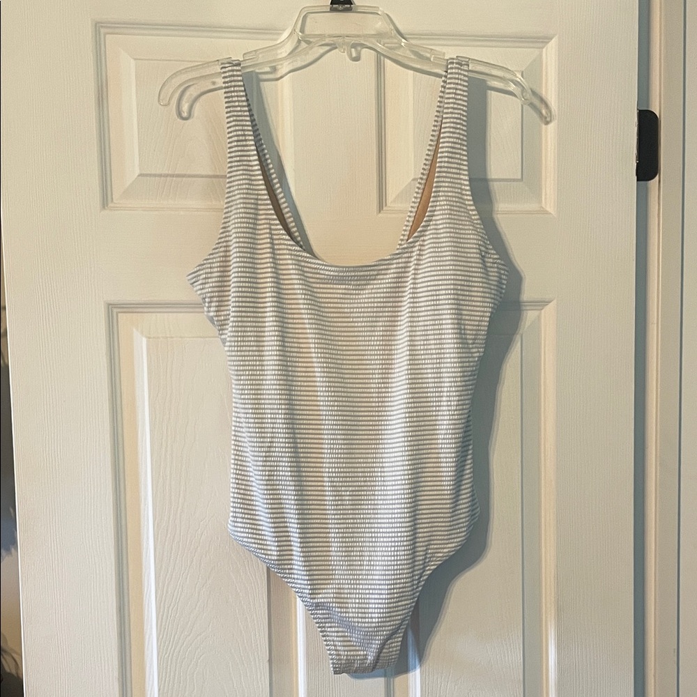 Old Navy Striped Scoop Neck One-Piece Bodysuit in Light Gray and White